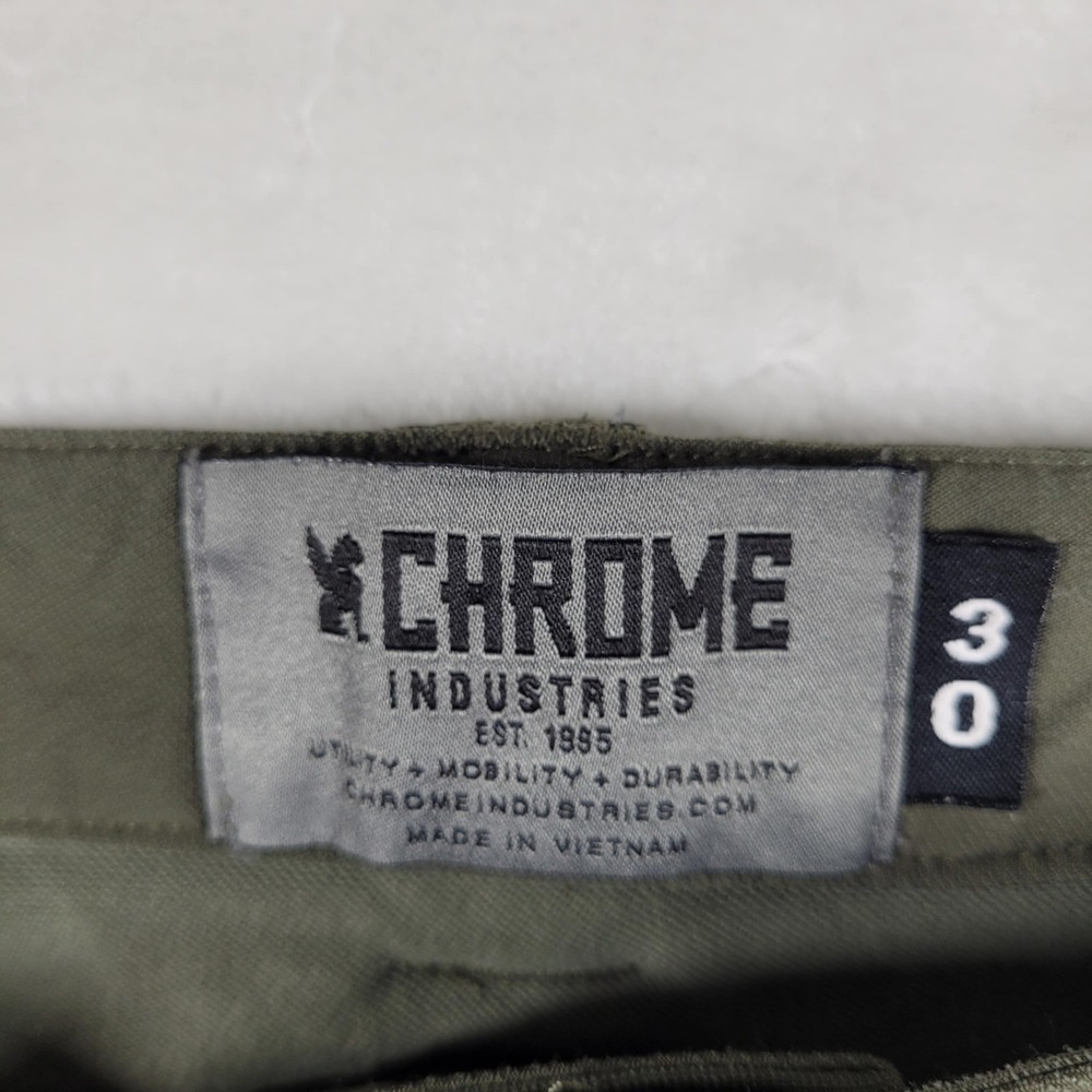 Chrome Industries Shorts Men's 30 Olive Green Cycling Utility Bike Outdoors - Picture 6 of 10